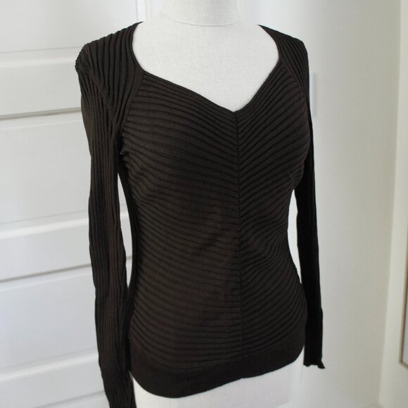 Vintage Brown Sweetheart V-Neckline Cable Knit Silk Sweater Size Medium - Picture 7 of 11